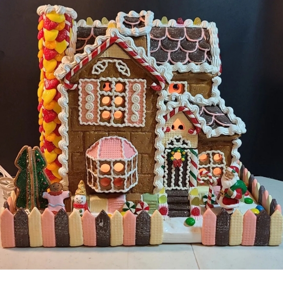 Large Lighted Gingerbread House Santa Candy Land Building Village 14x12x10 Heavy - Picture 2 of 9